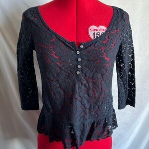 XS171 Hollister frilled bottom lace front 3/4 length sleeve